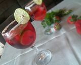 A picture of step 3 of Strawberry mojito.