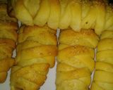 A picture of step 9 of Chicken bread rolls.