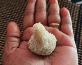 खवा मोदक (khava modak recipe in marathi) रेसिपी स्टेप 2 फोटो 
