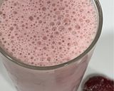 صورة لخطوة 3 من وصفة عصير فراولة بالحليب 🍓