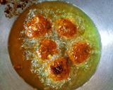 A picture of step 2 of Sabudana vada.