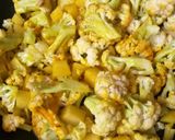 A picture of step 1 of Aloo Gobi fry.