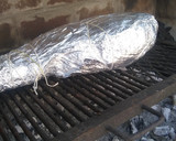 Foto del paso 5 de la receta: Asado a la parrilla de paleta chancho inyectada con limón y al chimichurri