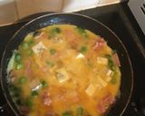 A picture of step 4 of Bacon, asparagus and blue cheese frittata.