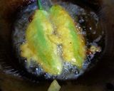 A picture of step 3 of Mirchi Bhajiya.