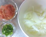 A picture of step 1 of Omelet Rice with Mentaiko Cream Sauce.