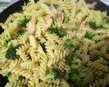 Foto del paso 3 de la receta: Pasta con salmón y brócoli