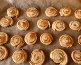Sütőporos sajtos csiga recept fázis 3 fotója