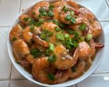 A picture of step 6 of Garlic Buttered Shrimp w/Sprite & Oyster Sauce.