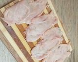 Foto del paso 2 de la receta: Pechugas de pollo rellenas de champiñón y quesitos