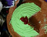 A picture of step 7 of Gondhoraj cake.