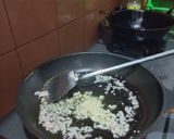 Foto langkah ke 6 dari resep Ayam Goreng Saus Tiram.