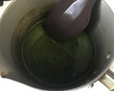 A picture of step 2 of Matcha Shiratama Anmitsu.