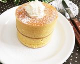 A picture of step 7 of Hoshino Coffee-Style Thick Soufflé Pancakes.