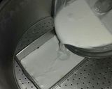 Foto langkah ke 4 dari resep Kue Talam Pandan Tepung Beras.