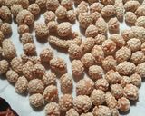 Foto langkah ke 5 dari resep Keciput Tepung Beras.