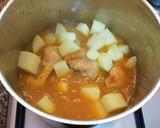 Foto del paso 8 de la receta: Cuartos traseros de pollo con puerros, zanahorias al azafrán