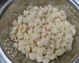 Foto del paso 1 de la receta: Pasta caracol con champiñones y queso parmesano