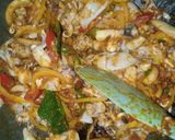 Foto langkah ke 4 dari resep 1030. Krengsengan Sotong.