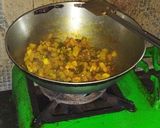 A picture of step 4 of Homemade stuffed roti Tortilla.
