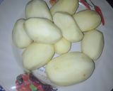 A picture of step 1 of Pounded potatoes.