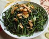 Hình bước làm 4 của món Đọt lang xào tỏi