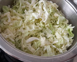 Foto del paso 1 de la receta: Puré de patatas con col y queso