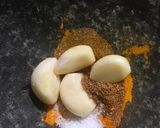 Foto langkah ke 2 dari resep Kembung Goreng Bumbu Kuning.