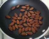 Foto del passaggio 1 della ricetta Pantorta alla frutta e semi