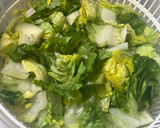 Foto del paso 1 de la receta: Ensalada con sobras de pollo asado