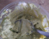 Foto del paso 2 de la receta: Huevos rellenos de aguacate