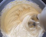 Foto langkah ke 1 dari resep White Coffee Cake.