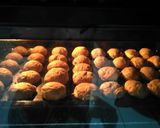 Foto langkah ke 7 dari resep Roti Boy Homemade.