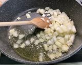 Une image de l'étape 13 de Poulet au lait de coco et poivrons.