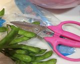 A picture of step 1 of Spicy Garlic Sautéed Edamame.