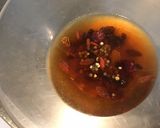 Une image de l'étape 2 de Marinade prune, absinthe, raisins et épices (pour gibier).