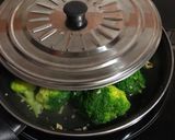 Foto del paso 5 de la receta: Mini hamburguesas con salteado de brócoli y quinoa