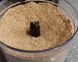 Foto del paso 2 de la receta: Snacks: barritas de galletas, manjar y chocolate con semillas