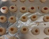 Foto del paso 5 de la receta: Galletas gotas de mermelada