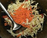 Foto langkah ke 6 dari resep Mi goreng ndeso ala hajatan / mi goreng legend.