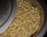 Gambar langkah 1 resipi Macaroni 3rasa.