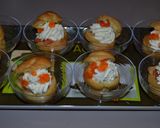 Une image de l'étape 4 de Choux au saumon et chantilly citronnée.