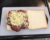 Foto langkah ke 2 dari resep Salami sandwich.