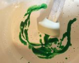 Foto langkah ke 5 dari resep Bolu Pandan Lembut 4 Telur (All in One Method).
