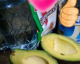 Foto langkah ke 1 dari resep Avocado cappucino versi diet.