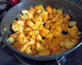 A picture of step 2 of Cheese samosa.