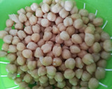 Foto del paso 1 de la receta: Garbanzos con verduras asadas y mandarina