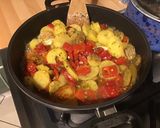 Une image de l'étape 6 de Pommes de terre et poivrons rouges aux herbes aromatiques.