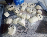 Foto del paso 8 de la receta: Pancitos con pasas de uva