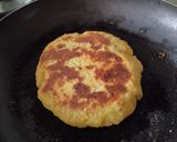 Foto del paso 4 de la receta: Arepa🫓 rellena de berenjena🍆 ahumada, vegetales🧅🍅🥙 y aderezo🤔